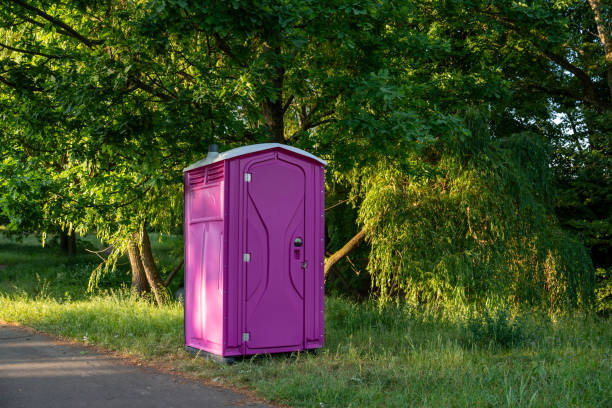 Best Portable restroom trailer rental  in Vivian, LA